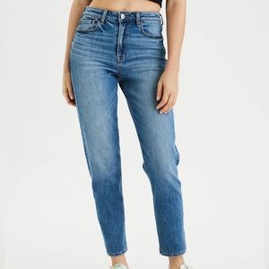 American Eagle Outfitters Stretch Mom Jean